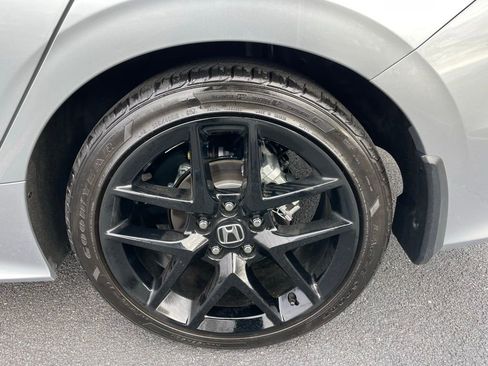 Used 2025 Honda Civic Sport image 40