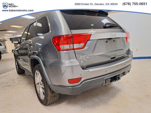 Used 2013 Jeep Grand Cherokee Overland w/ Advance Technology Group image 11