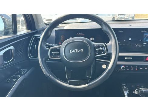 Used 2024 Kia Sorento S FWD image 23