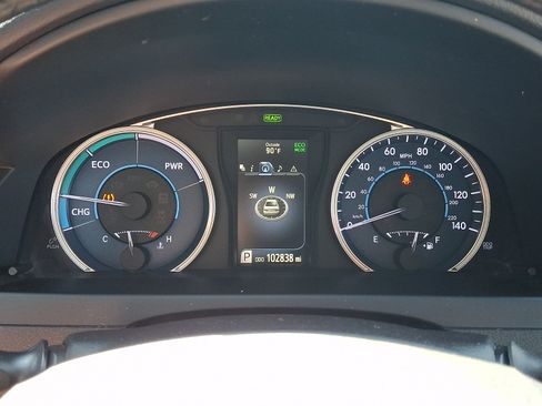 Used 2015 Toyota Camry XLE w/ Moonroof Package FWD image 19