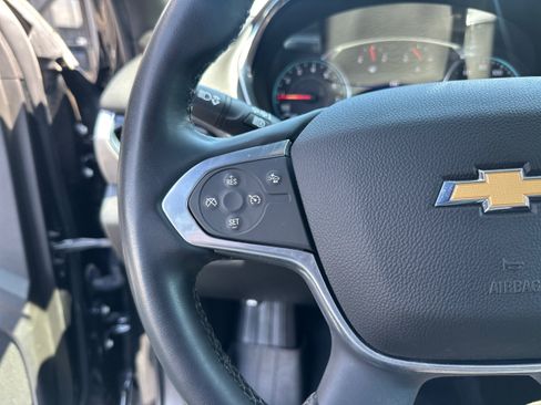 Used 2023 Chevrolet Traverse LT w/ LPO, Floor Liner Package AWD/4WD image 33
