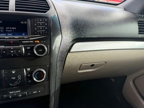 Used 2018 Ford Explorer 4WD image 53