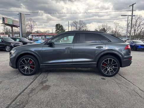 Used 2023 Audi Q8 Premium Plus AWD/4WD image 5