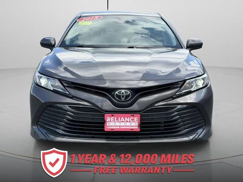 Used 2018 Toyota Camry LE FWD image 8