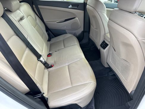 Used 2017 Hyundai Tucson Limited image 19
