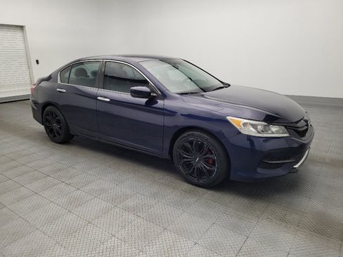 Used 2017 Honda Accord LX image 11
