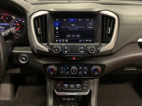 Used 2021 GMC Terrain SLT image 32