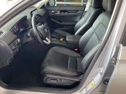 Certified 2023 Honda Civic Touring image 4