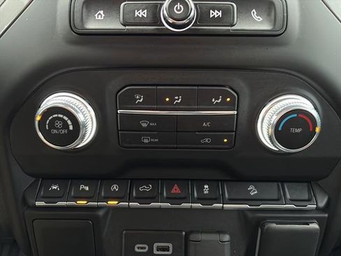 Used 2025 GMC Sierra 1500 Pro w/ Pro Value Package image 21