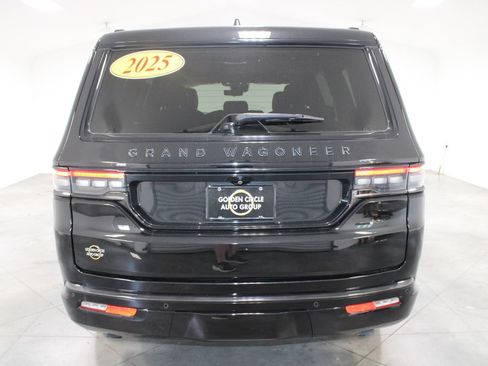 Used 2025 Jeep Grand Wagoneer Series II Obsidian w/ Quick Order Packagew 28T AWD/4WD image 8