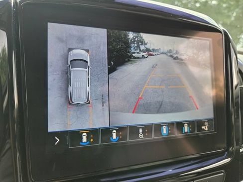 Used 2020 Chevrolet Traverse Premier FWD image 30