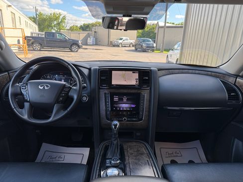 Used 2021 INFINITI QX80 Premium Select w/ All-Season Package image 29