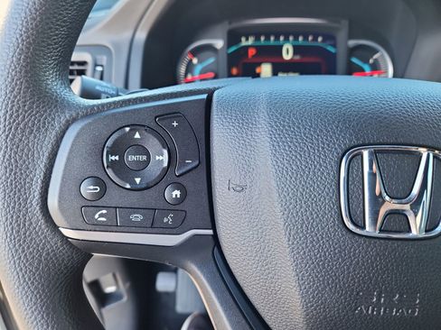 Used 2022 Honda Pilot Sport image 19