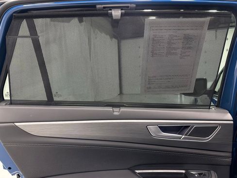 Used 2025 Volkswagen Atlas Cross Sport SE image 45