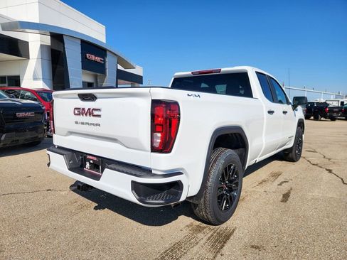 New 2026 GMC Sierra 1500 Pro w/ Graphite Edition image 3