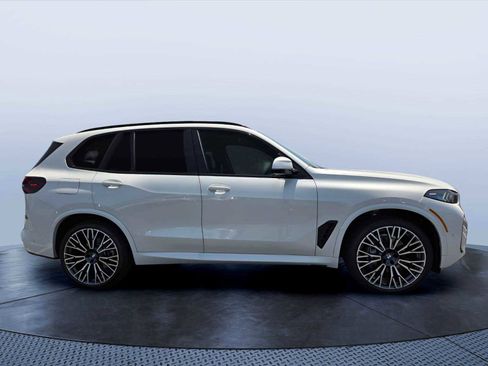 New 2026 BMW X5 sDrive40i w/ M Sport Package RWD image 6
