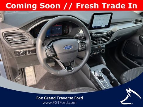Certified 2023 Ford Escape Active AWD/4WD image 14