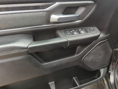 Used 2019 RAM 1500 Big Horn image 9