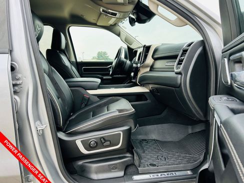 Used 2022 RAM 1500 Laramie AWD/4WD image 33