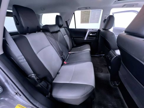Used 2022 Toyota 4Runner SR5 Premium w/ Moonroof Package AWD/4WD image 38
