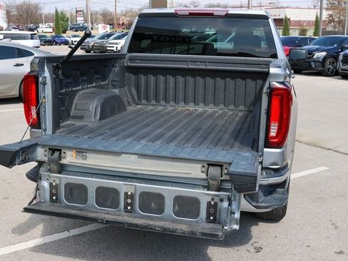 Used 2024 GMC Sierra 1500 SLT image 9