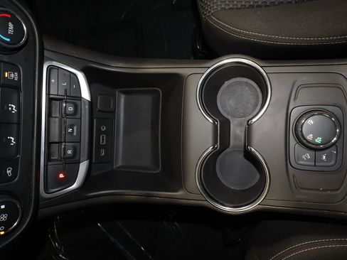 Certified 2024 GMC Terrain SLE image 14