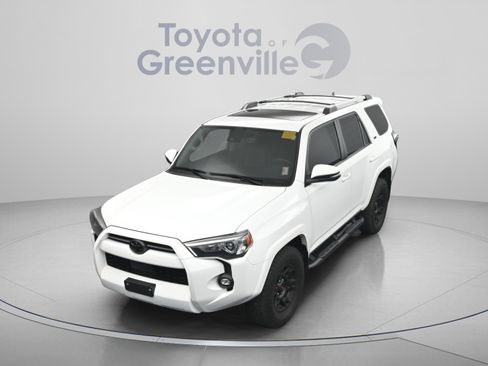 Used 2023 Toyota 4Runner SR5 Premium w/ Moonroof Package RWD image 24