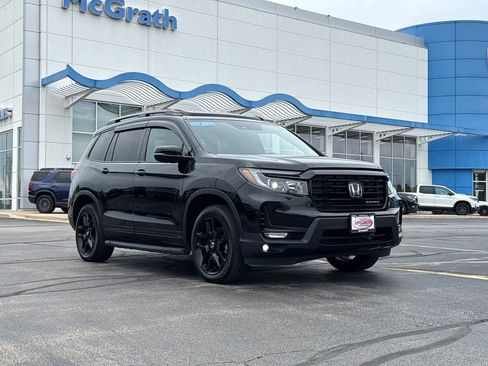 Certified 2024 Honda Passport Black Edition image 3