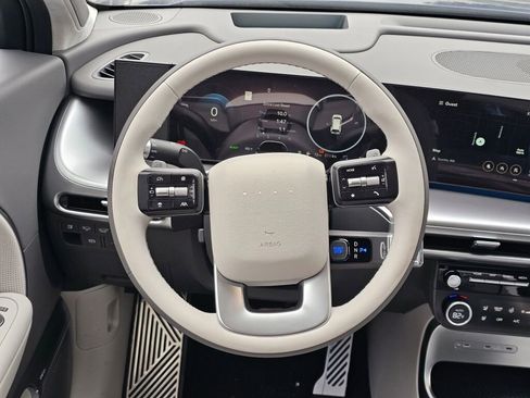 New 2026 Hyundai Ioniq 9 Calligraphy image 16