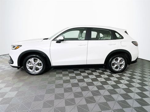 Used 2023 Honda HR-V LX image 4