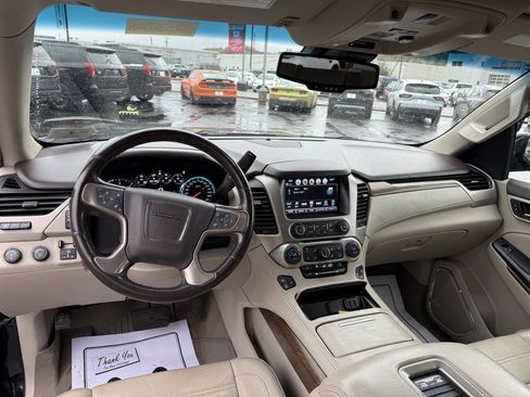 Used 2019 GMC Yukon XL Denali w/ Denali Ultimate Package image 15