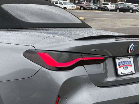 Used 2023 BMW M4 xDrive Competition image 8