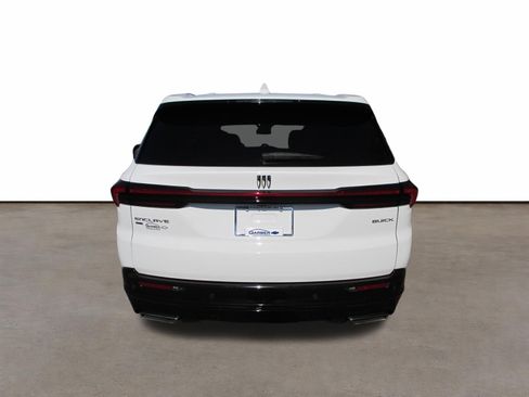 Used 2025 Buick Enclave Sport Touring AWD/4WD image 4