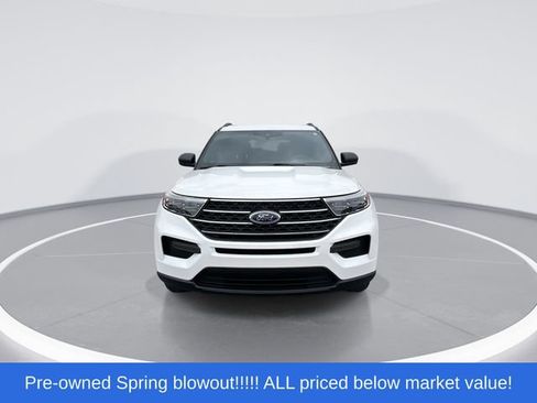 Used 2020 Ford Explorer XLT RWD image 3