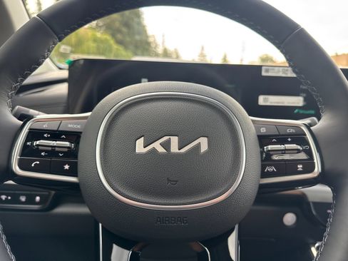 New 2026 Kia Carnival SX Prestige image 25