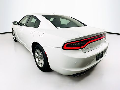 Used 2022 Dodge Charger SXT RWD image 5