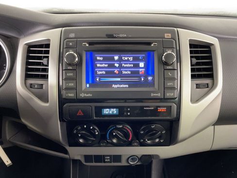 Used 2012 Toyota Tacoma PreRunner image 22