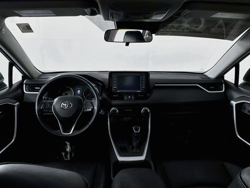 Certified 2021 Toyota RAV4 XLE Premium AWD/4WD image 25