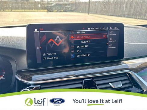 Used 2021 BMW 530i w/ M Sport Package image 16