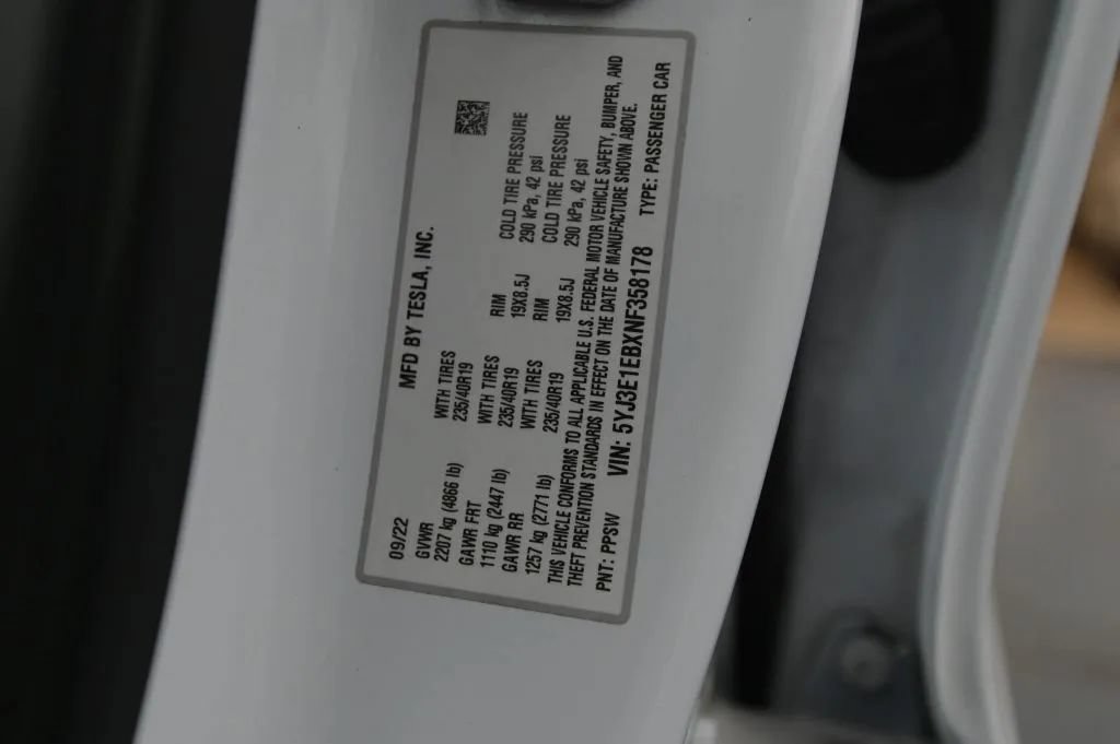Used 2022 Tesla Model 3 Long Range AWD/4WD image 20