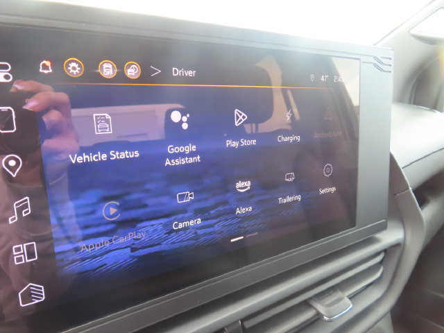 Certified 2025 Chevrolet Silverado EV W/T AWD/4WD image 23