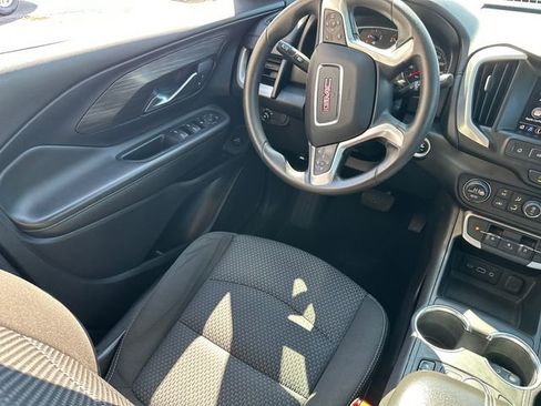 Used 2023 GMC Terrain SLE w/ Driver Convenience Package AWD/4WD image 22