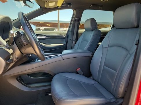 Used 2024 Buick Enclave Premium AWD/4WD image 12