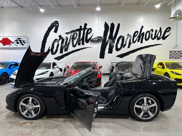 Used 2010 Chevrolet Corvette Convertible w/ Preferred Equipment Group RWD image 2