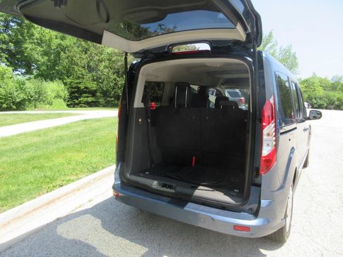 Used 2022 Ford Transit Connect XLT FWD image 10