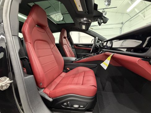 New 2026 Porsche Panamera 4 image 23