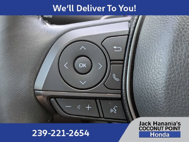 Used 2023 Toyota Camry SE w/ Cold Weather Package FWD image 27