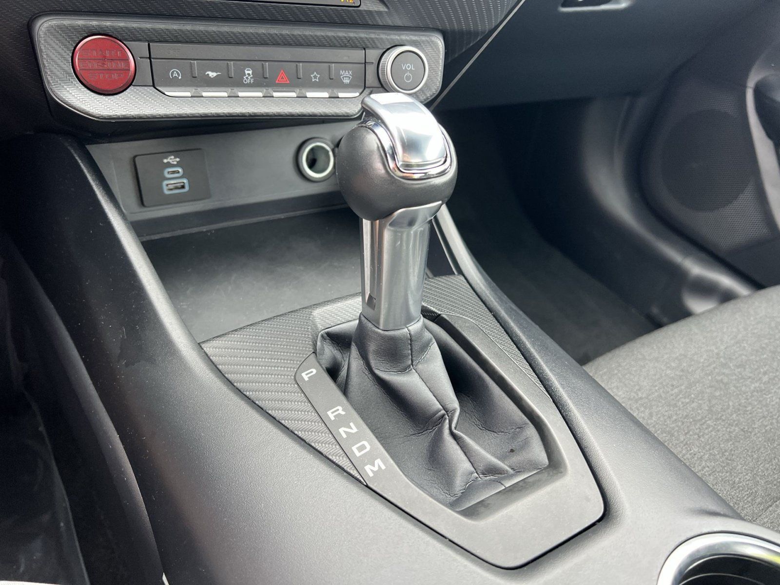 Used 2025 Ford Mustang GT RWD image 21