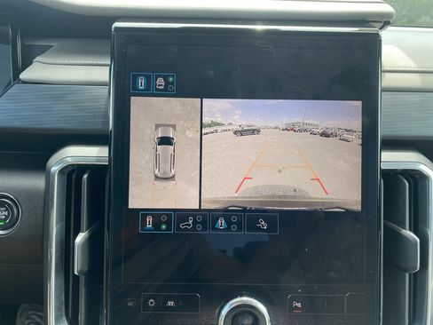 Used 2024 GMC Acadia Elevation FWD image 24