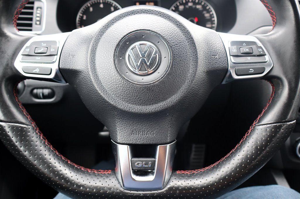 Used 2013 Volkswagen Jetta GLI Autobahn FWD image 33
